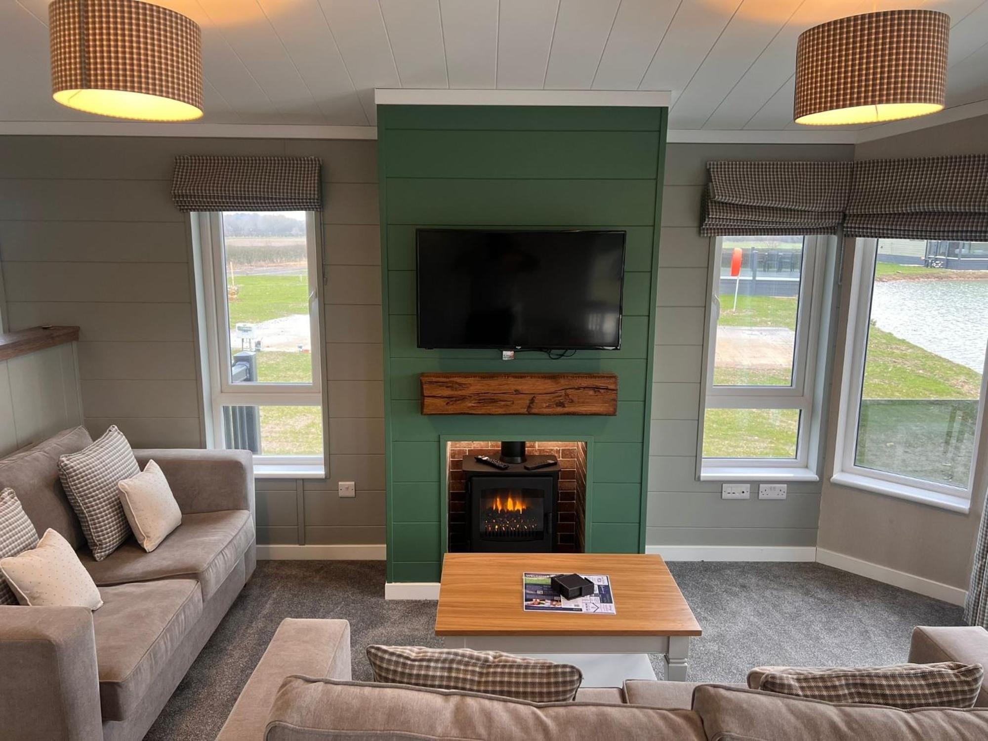 Brackenborough Lakes Resort Louth  Kültér fotó